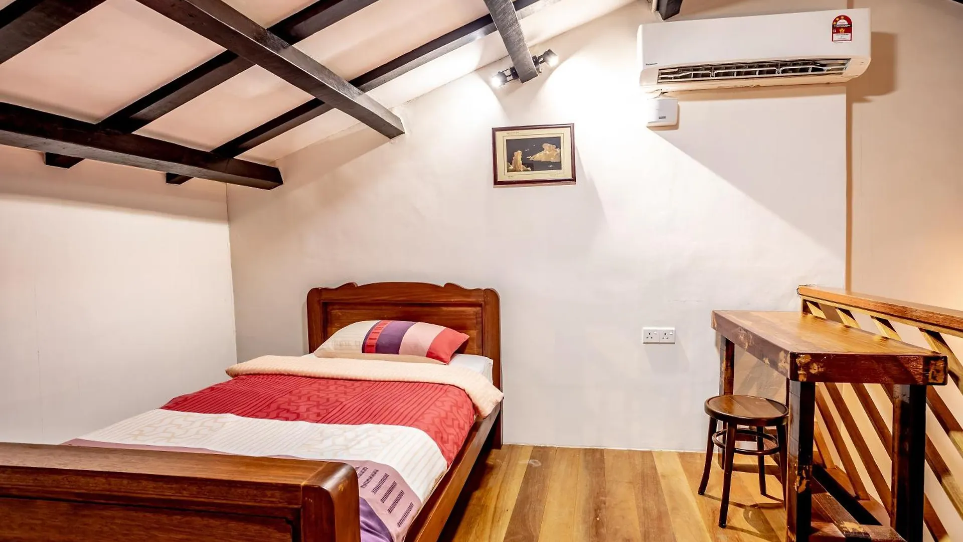 Palm Mansion Boutique Suites Τζωρτζ Τάουν